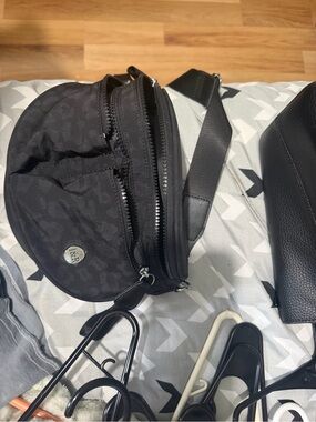 iris Black Patterned Crossbody Belt Bag